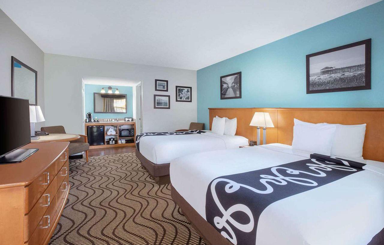 La Quinta Inn By Wyndham Cocoa Beach-Port Canaveral Екстериор снимка