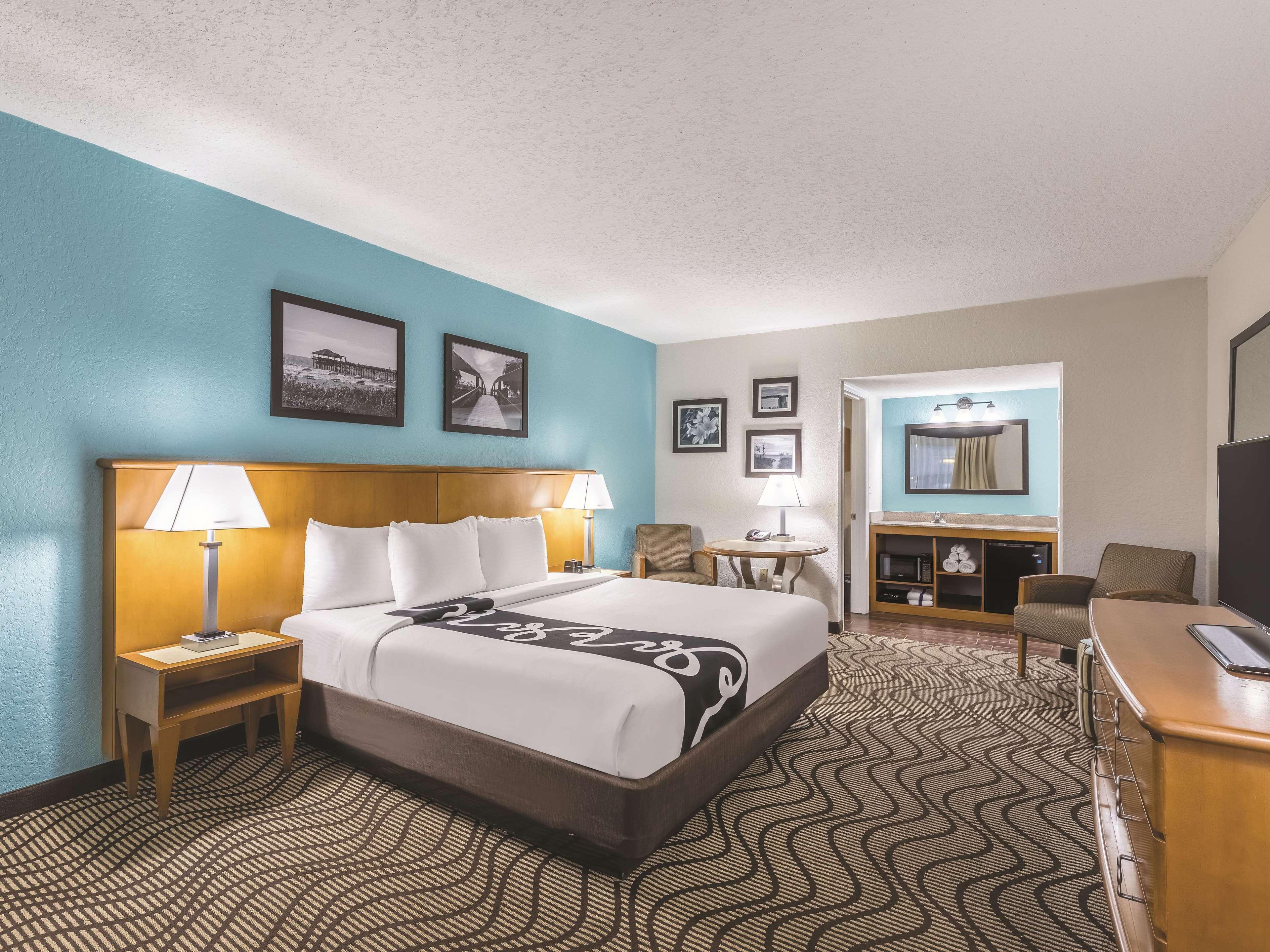 La Quinta Inn By Wyndham Cocoa Beach-Port Canaveral Екстериор снимка