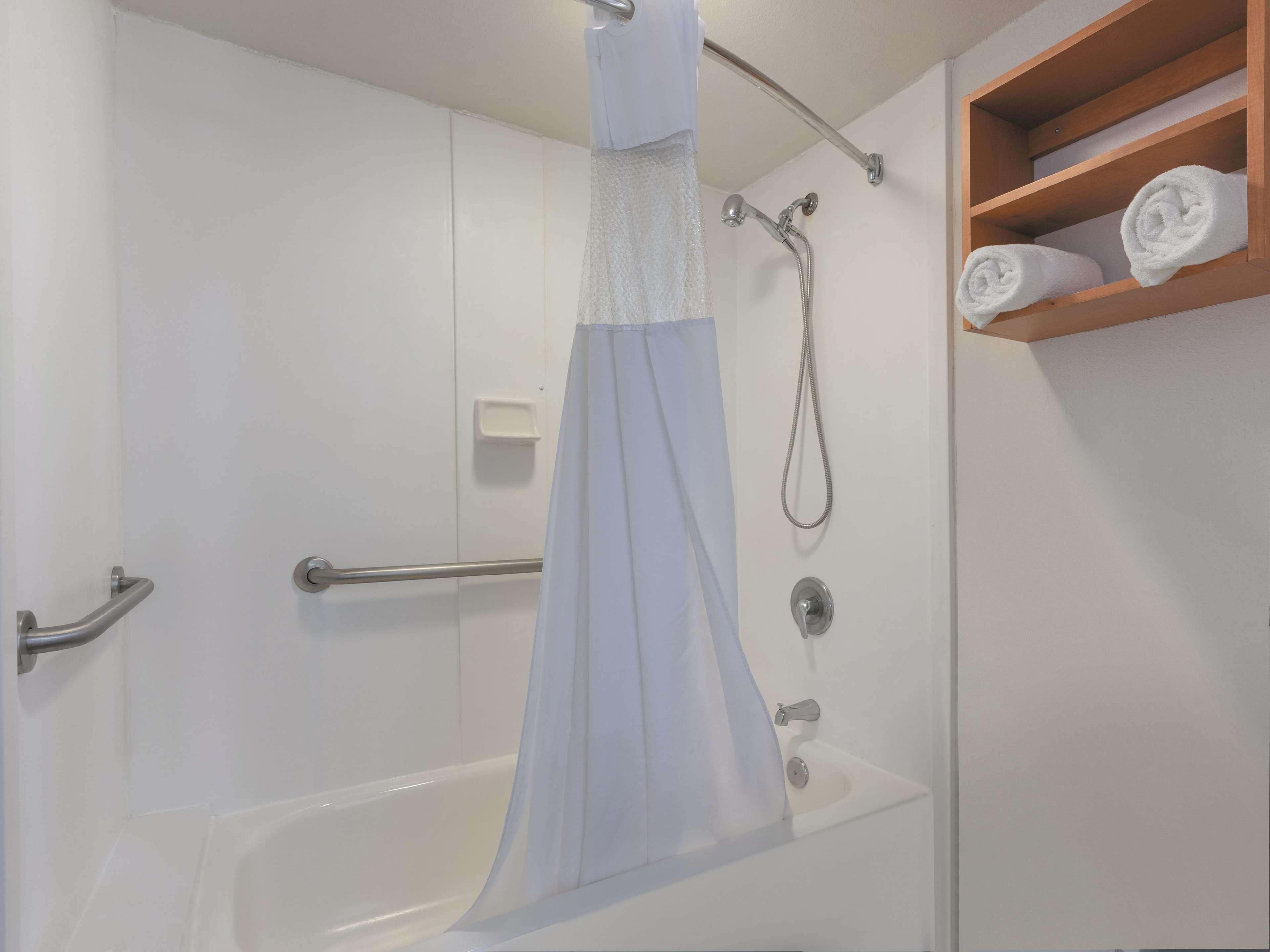 La Quinta Inn By Wyndham Cocoa Beach-Port Canaveral Екстериор снимка