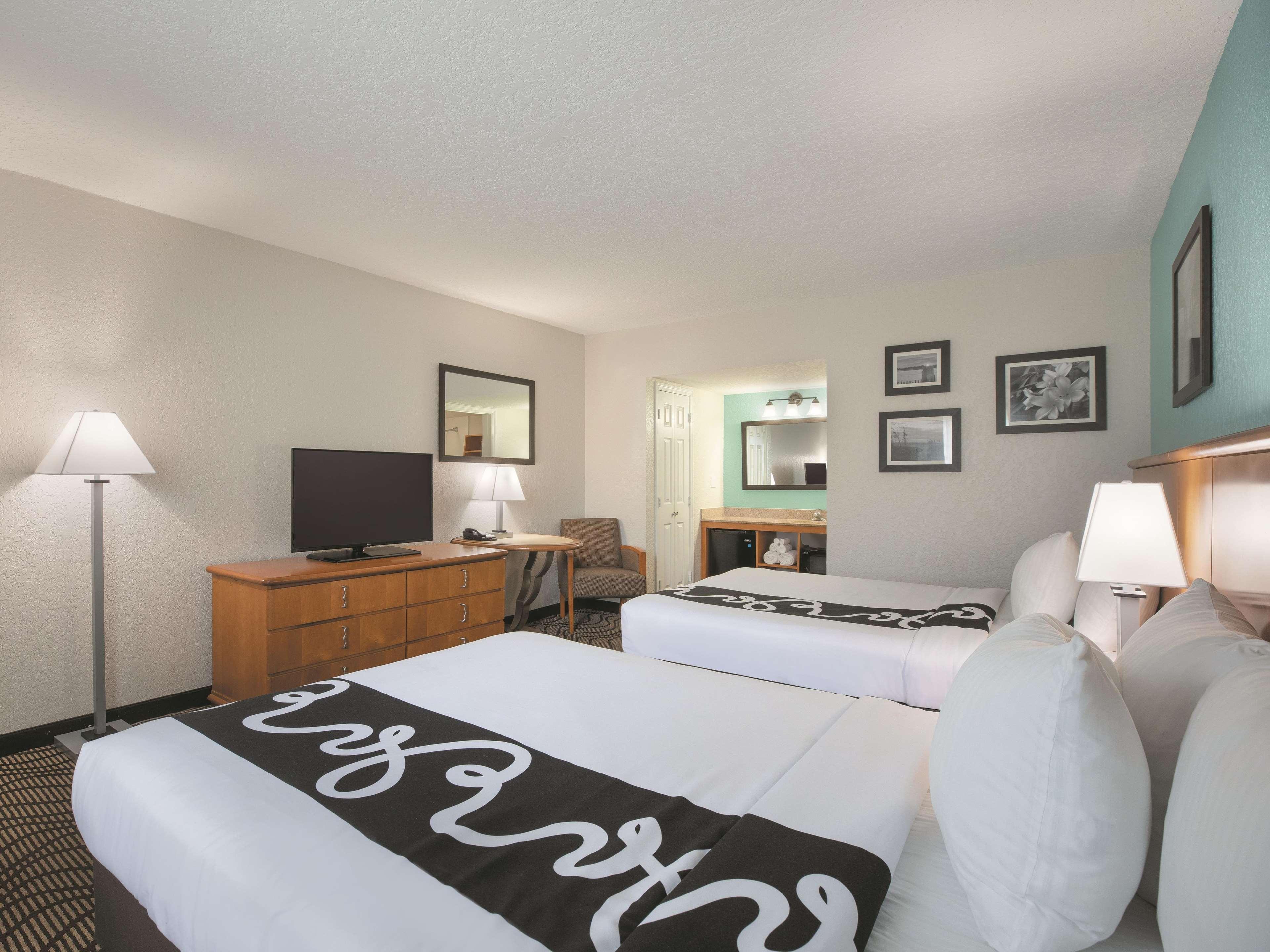 La Quinta Inn By Wyndham Cocoa Beach-Port Canaveral Екстериор снимка