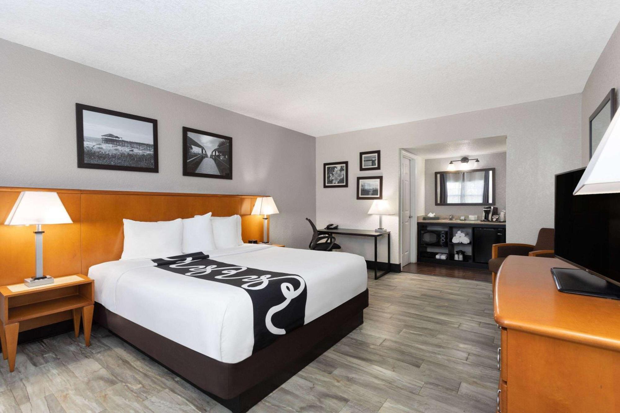 La Quinta Inn By Wyndham Cocoa Beach-Port Canaveral Екстериор снимка