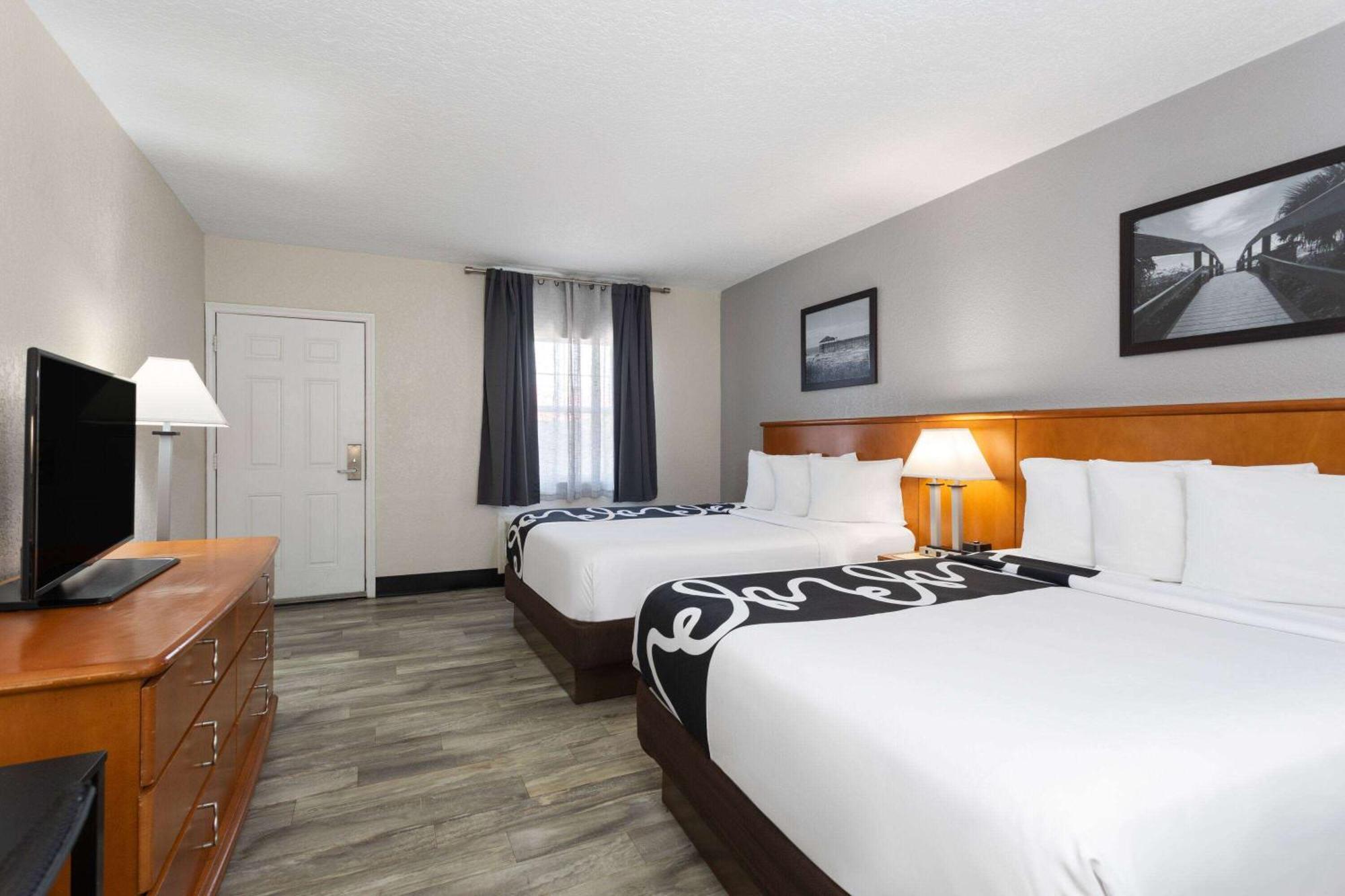La Quinta Inn By Wyndham Cocoa Beach-Port Canaveral Екстериор снимка